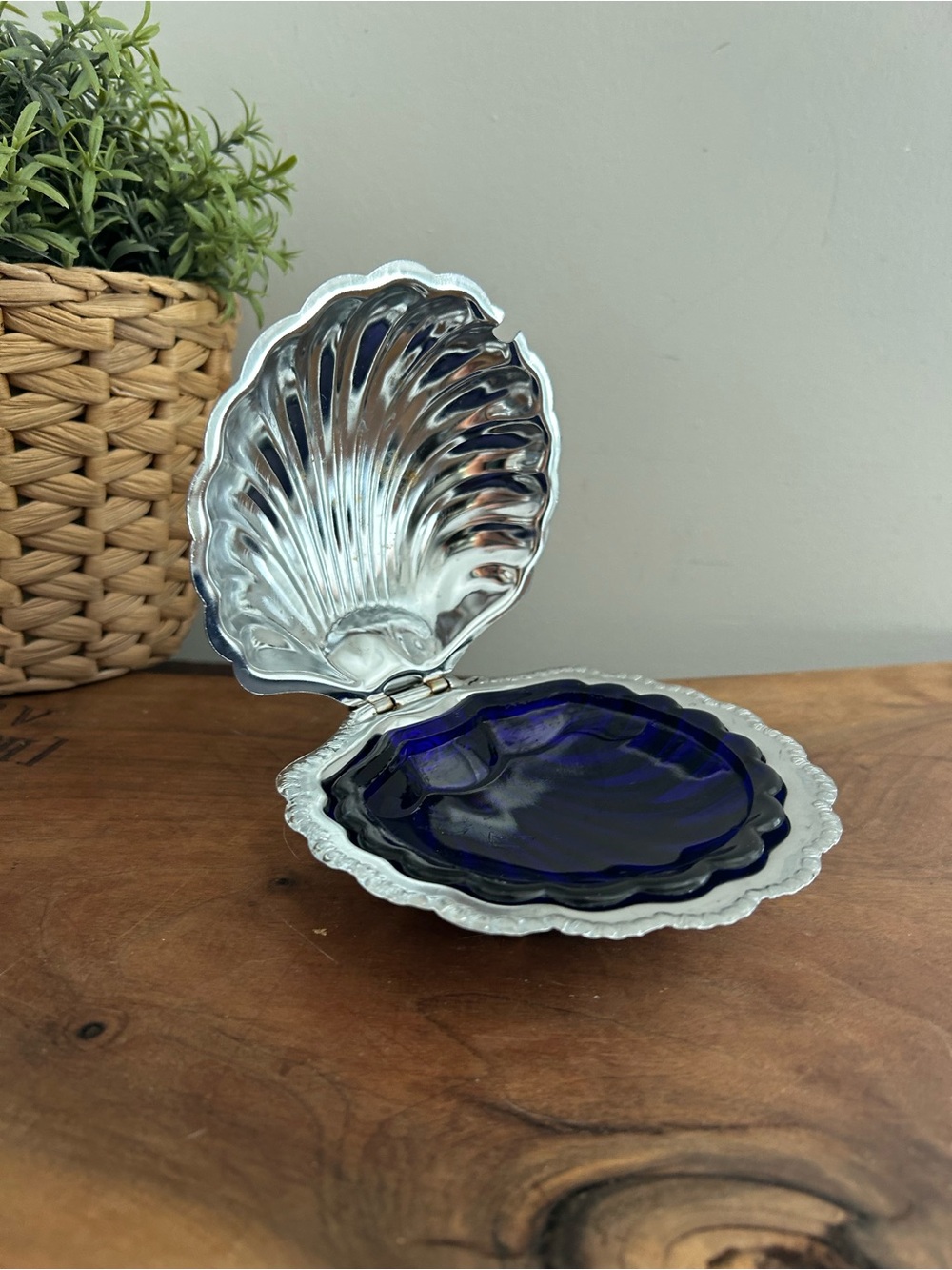 Rare Vintage Silver Clam Shell Butter Caviar Dish metalCobalt Blue Glass insert